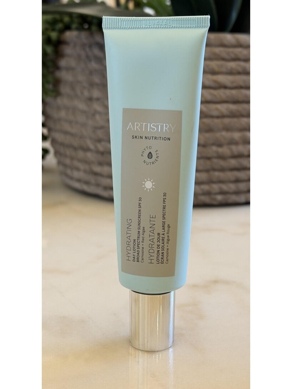 Artistry Skin Nutrition Hydrating Day Lotion SPF 30 -  1.7 oz  - EXP 12/2027